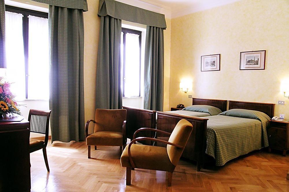 Bettoja Hotel Atlantico Roma Esterno foto