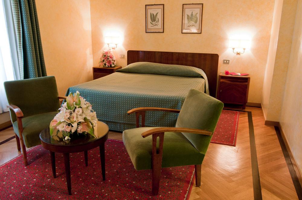 Bettoja Hotel Atlantico Roma Esterno foto